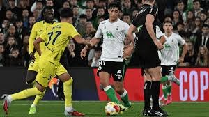 一攻一防！小史密斯封盖+反击跳投